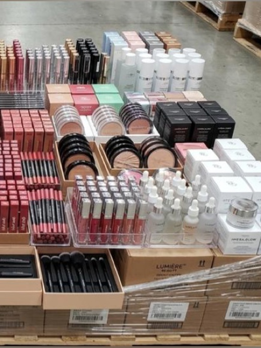 Mystery box makeup & skincare assortment bundle lot wholesale bulk